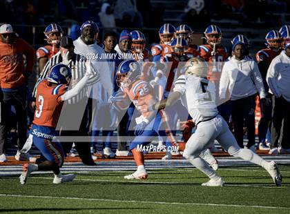 Thumbnail 2 in East St. Louis @ Richards (IHSA 6A Semifinals) photogallery.