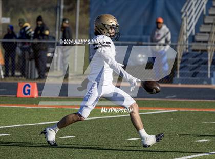 Thumbnail 3 in East St. Louis @ Richards (IHSA 6A Semifinals) photogallery.