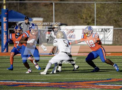 Thumbnail 3 in East St. Louis @ Richards (IHSA 6A Semifinals) photogallery.