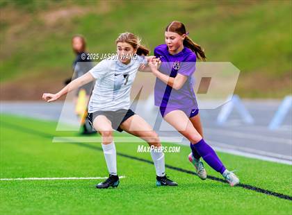 Thumbnail 3 in Anacortes vs Columbia River (WIAA 2A Semi Final) photogallery.