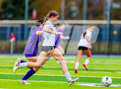 Thumbnail 1 in Anacortes vs Columbia River (WIAA 2A Semi Final) photogallery.
