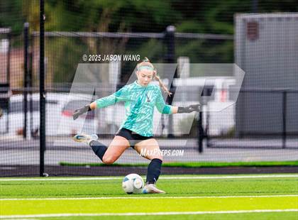 Thumbnail 2 in Anacortes vs Columbia River (WIAA 2A Semi Final) photogallery.
