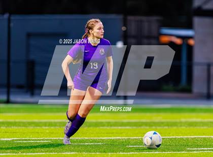 Thumbnail 3 in Anacortes vs Columbia River (WIAA 2A Semi Final) photogallery.