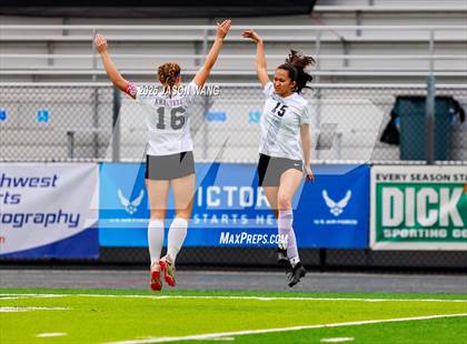 Thumbnail 1 in Anacortes vs Columbia River (WIAA 2A Semi Final) photogallery.