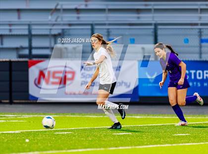 Thumbnail 3 in Anacortes vs Columbia River (WIAA 2A Semi Final) photogallery.