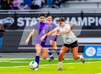 Thumbnail 3 in Anacortes vs Columbia River (WIAA 2A Semi Final) photogallery.