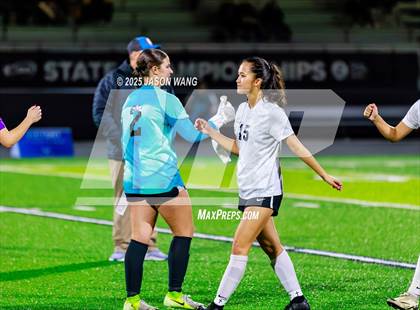 Thumbnail 1 in Anacortes vs Columbia River (WIAA 2A Semi Final) photogallery.