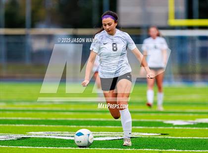 Thumbnail 2 in Anacortes vs Columbia River (WIAA 2A Semi Final) photogallery.