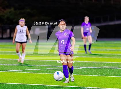 Thumbnail 2 in Anacortes vs Columbia River (WIAA 2A Semi Final) photogallery.