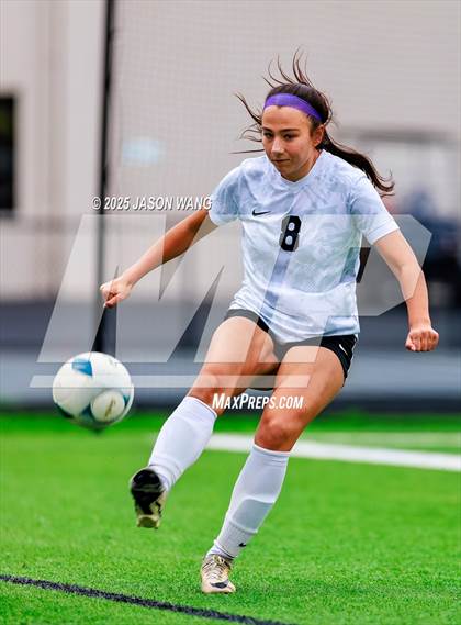 Thumbnail 2 in Anacortes vs Columbia River (WIAA 2A Semi Final) photogallery.