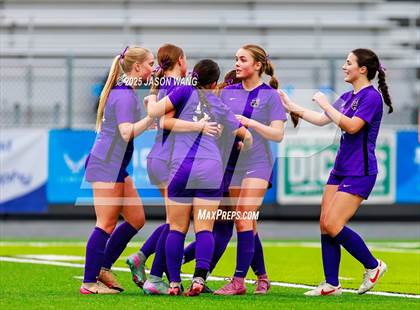 Thumbnail 1 in Anacortes vs Columbia River (WIAA 2A Semi Final) photogallery.