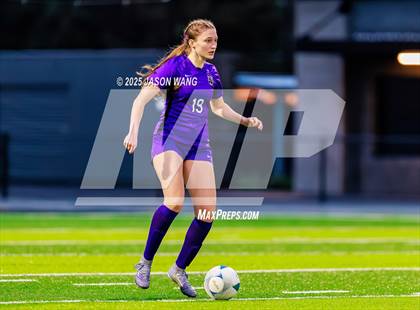 Thumbnail 1 in Anacortes vs Columbia River (WIAA 2A Semi Final) photogallery.