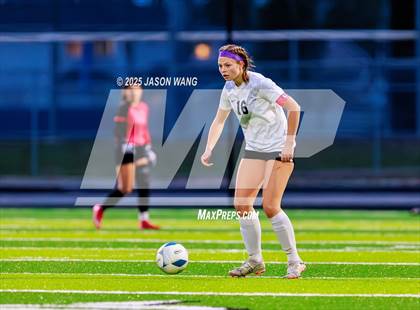 Thumbnail 1 in Anacortes vs Columbia River (WIAA 2A Semi Final) photogallery.