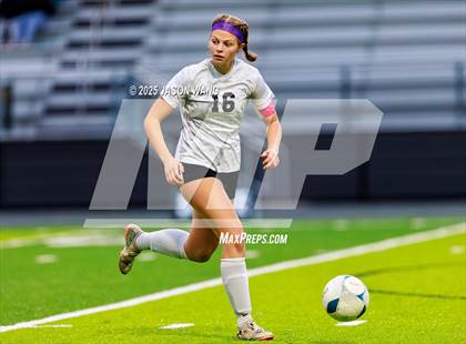 Thumbnail 2 in Anacortes vs Columbia River (WIAA 2A Semi Final) photogallery.