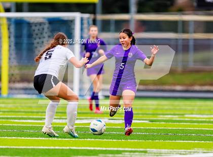 Thumbnail 1 in Anacortes vs Columbia River (WIAA 2A Semi Final) photogallery.