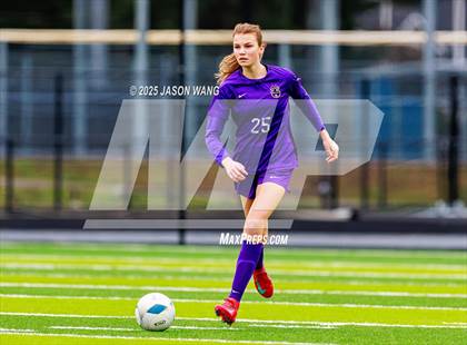 Thumbnail 3 in Anacortes vs Columbia River (WIAA 2A Semi Final) photogallery.