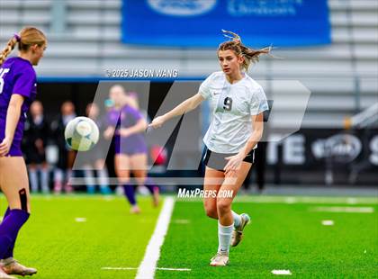 Thumbnail 1 in Anacortes vs Columbia River (WIAA 2A Semi Final) photogallery.