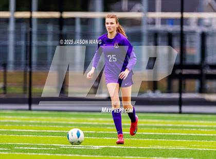 Thumbnail 2 in Anacortes vs Columbia River (WIAA 2A Semi Final) photogallery.