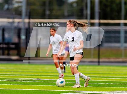 Thumbnail 3 in Anacortes vs Columbia River (WIAA 2A Semi Final) photogallery.