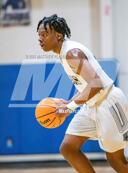 Thumbnail 1 in Fayetteville Christian vs. Fayetteville Academy photogallery.