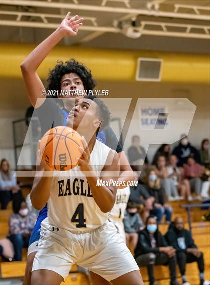 Thumbnail 1 in Fayetteville Christian vs. Fayetteville Academy photogallery.
