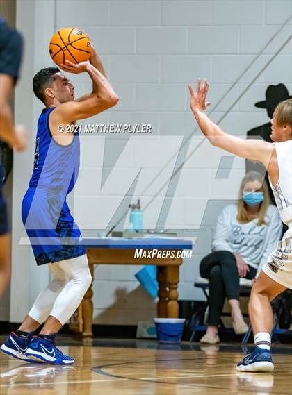 Thumbnail 1 in Fayetteville Christian vs. Fayetteville Academy photogallery.