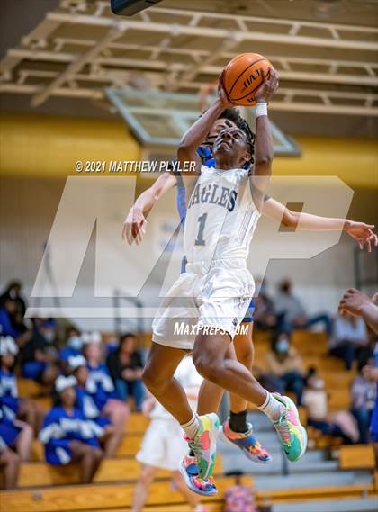 Thumbnail 1 in Fayetteville Christian vs. Fayetteville Academy photogallery.