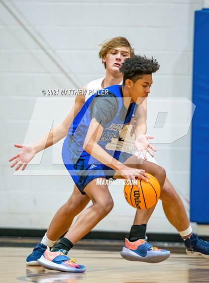 Thumbnail 2 in Fayetteville Christian vs. Fayetteville Academy photogallery.