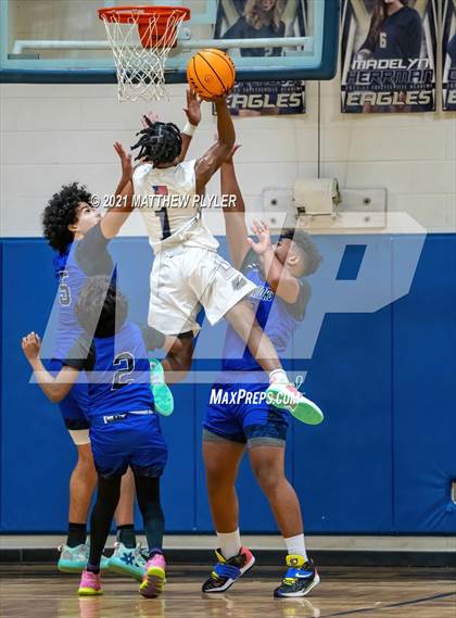 Thumbnail 1 in Fayetteville Christian vs. Fayetteville Academy photogallery.