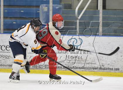 Thumbnail 1 in Conard @ Simsbury photogallery.