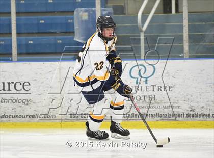 Thumbnail 1 in Conard @ Simsbury photogallery.