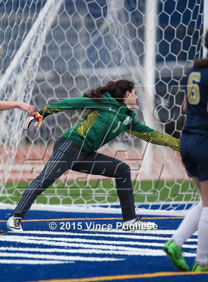 Thumbnail 1 in JV: Notre Dame @ El Camino Real photogallery.