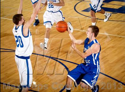 Thumbnail 1 in Covington Catholic @ Highlands photogallery.