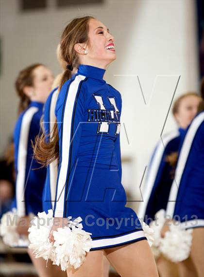 Thumbnail 2 in Covington Catholic @ Highlands photogallery.