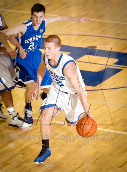 Thumbnail 2 in Covington Catholic @ Highlands photogallery.