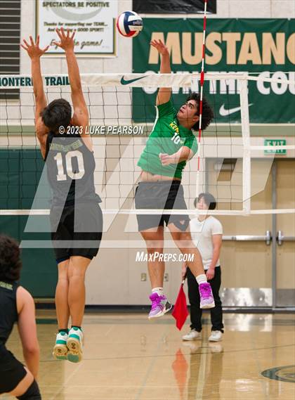 Thumbnail 1 in Kennedy @ Monterey Trail photogallery.