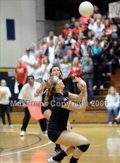 Thumbnail 2 in La Canada vs. Elsinore (CIF SS D2A Final) photogallery.
