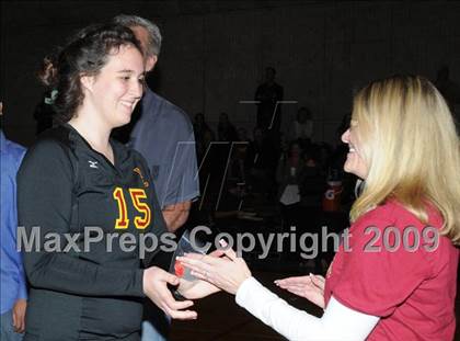 Thumbnail 1 in La Canada vs. Elsinore (CIF SS D2A Final) photogallery.