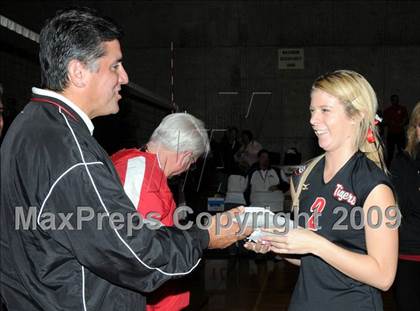 Thumbnail 3 in La Canada vs. Elsinore (CIF SS D2A Final) photogallery.