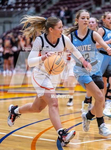 Thumbnail 2 in Valley vs. Piute (UHSAA 1A Quarterfinal) photogallery.