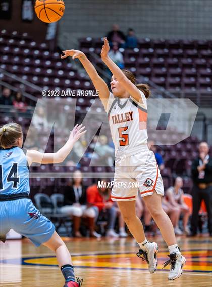 Thumbnail 3 in Valley vs. Piute (UHSAA 1A Quarterfinal) photogallery.