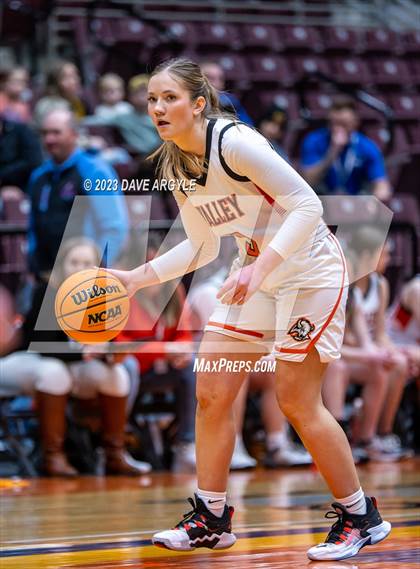 Thumbnail 1 in Valley vs. Piute (UHSAA 1A Quarterfinal) photogallery.