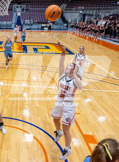 Thumbnail 2 in Valley vs. Piute (UHSAA 1A Quarterfinal) photogallery.