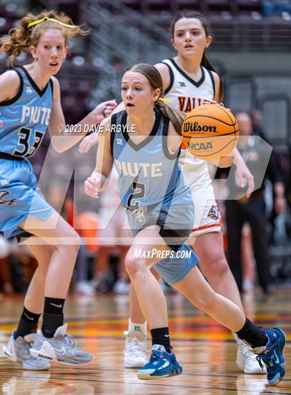 Thumbnail 3 in Valley vs. Piute (UHSAA 1A Quarterfinal) photogallery.