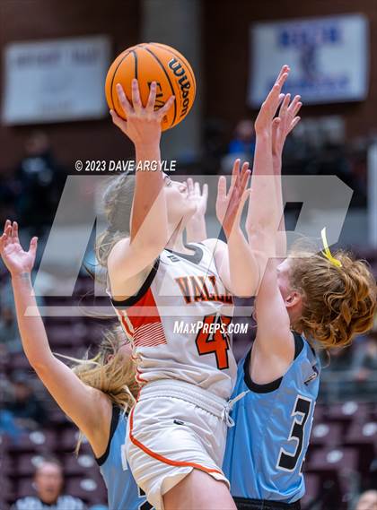 Thumbnail 2 in Valley vs. Piute (UHSAA 1A Quarterfinal) photogallery.