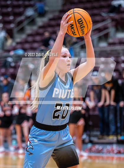 Thumbnail 3 in Valley vs. Piute (UHSAA 1A Quarterfinal) photogallery.