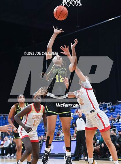 Thumbnail 1 in DeSoto vs South Grand Prairie (UIL 6A State Final) photogallery.