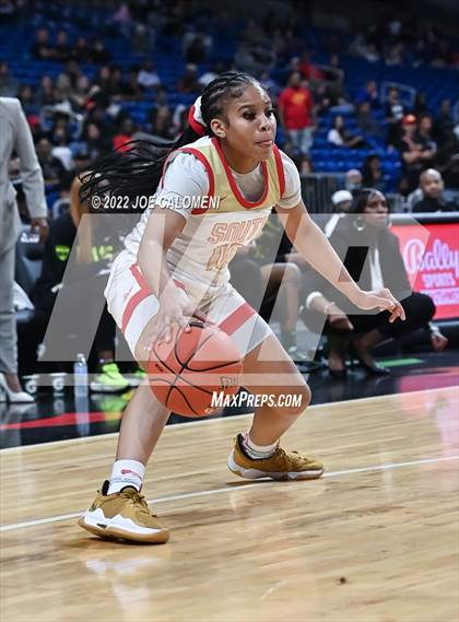 Thumbnail 2 in DeSoto vs South Grand Prairie (UIL 6A State Final) photogallery.