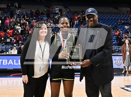 Thumbnail 3 in DeSoto vs South Grand Prairie (UIL 6A State Final) photogallery.