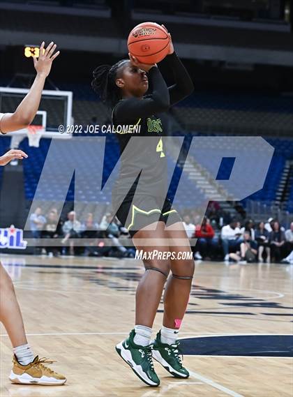 Thumbnail 3 in DeSoto vs South Grand Prairie (UIL 6A State Final) photogallery.